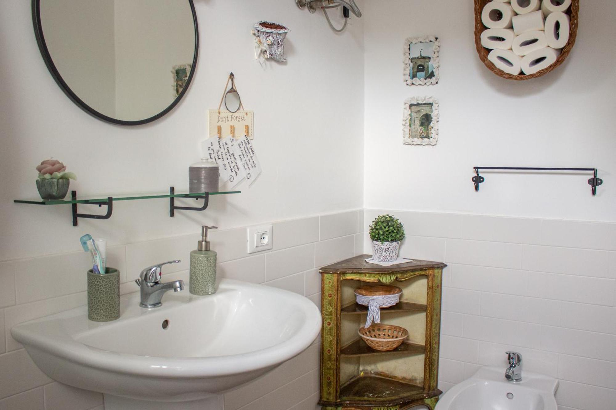 A Casa Di Gianni E Mari Bed & Breakfast Vestone Bagian luar foto