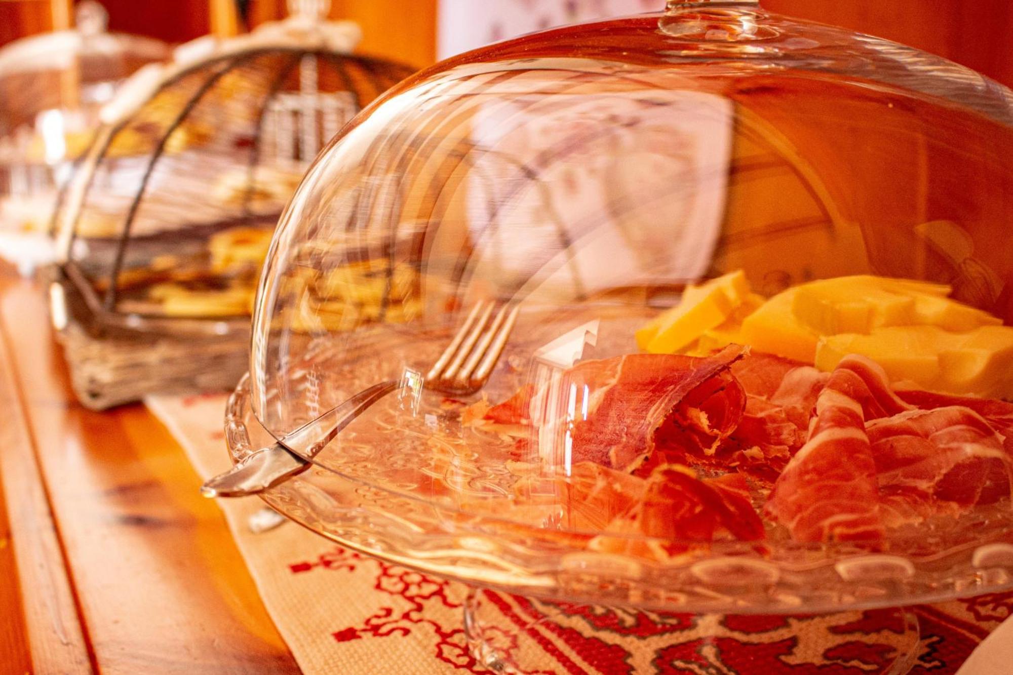 A Casa Di Gianni E Mari Bed & Breakfast Vestone Bagian luar foto